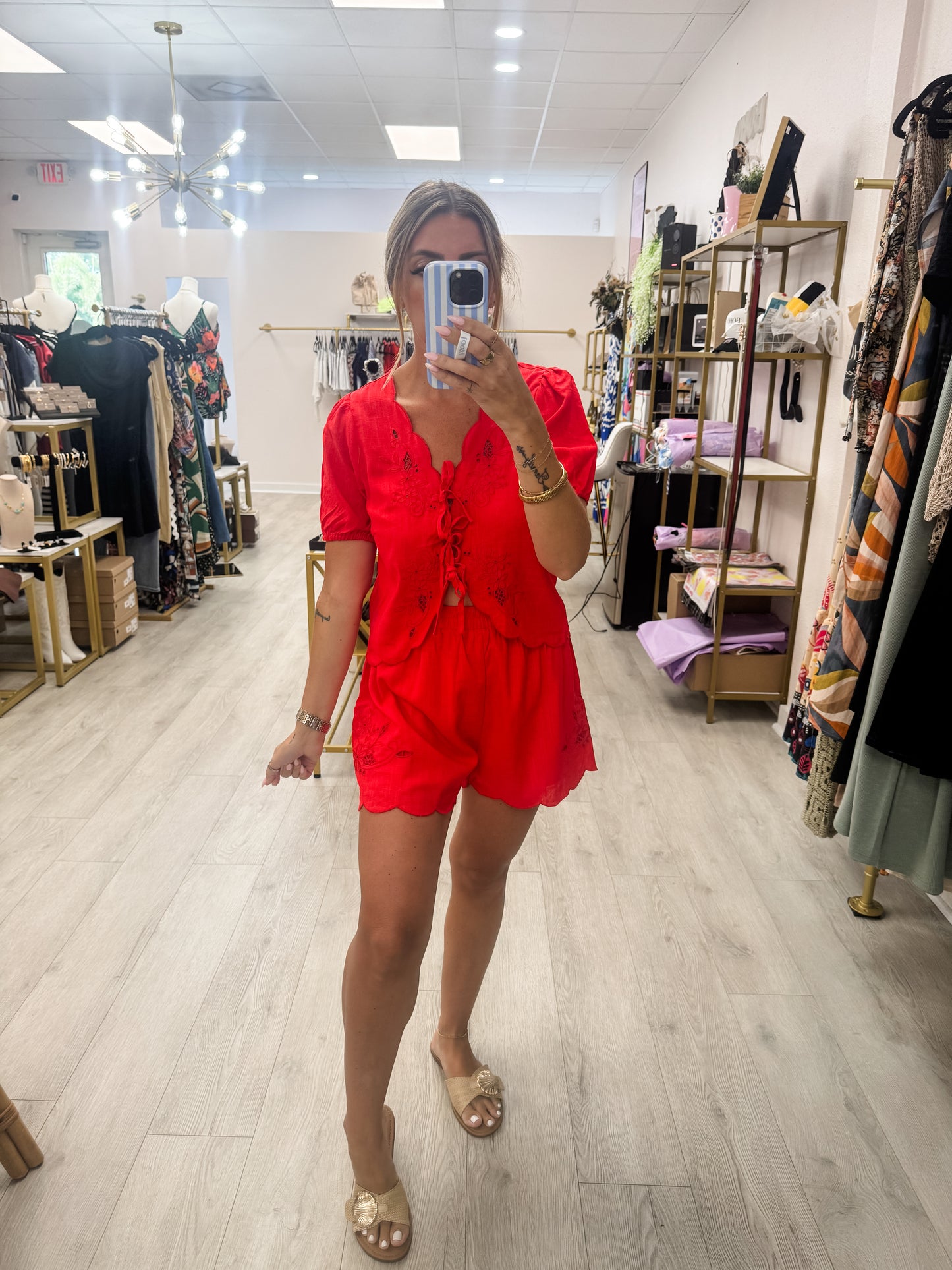 Eyelet Scallop Set