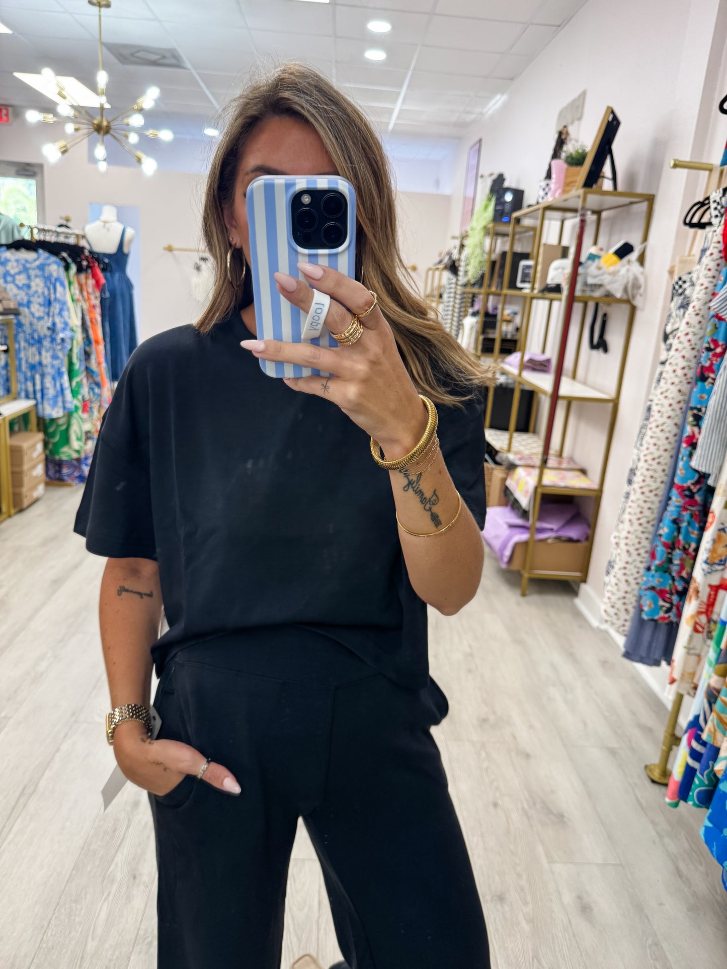 Black Laguna Set