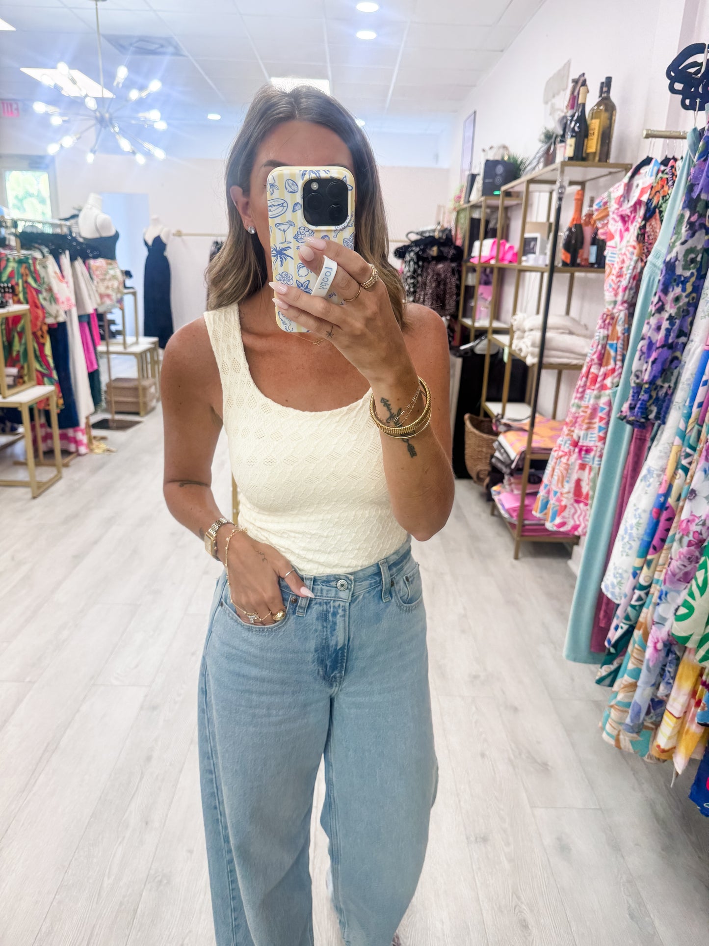 Butter Cream Lace Textured Square Top
