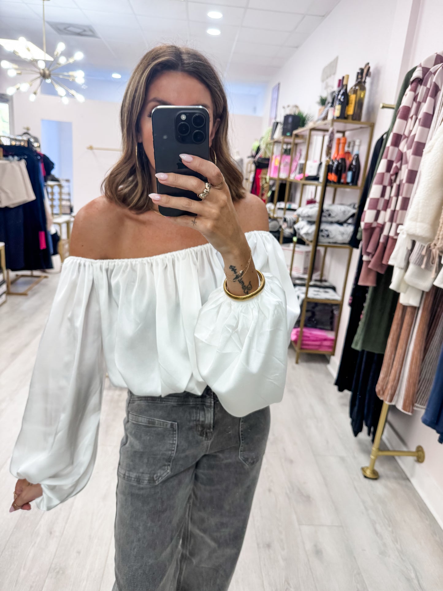 Off-White Elegant Off-Shoulder Blouse With Balloon Sleeves