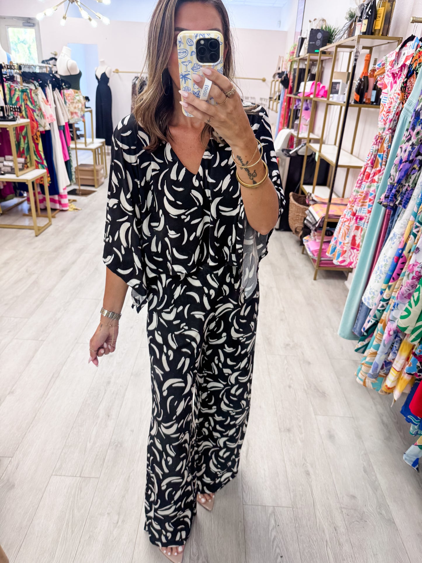 Black & Ivory Coastal Set