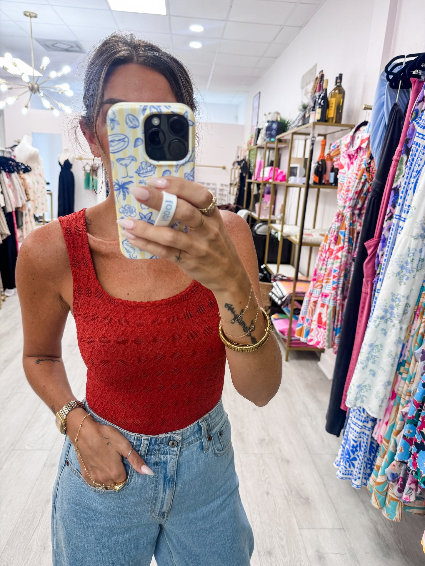 Chili Lace Textured Square Top