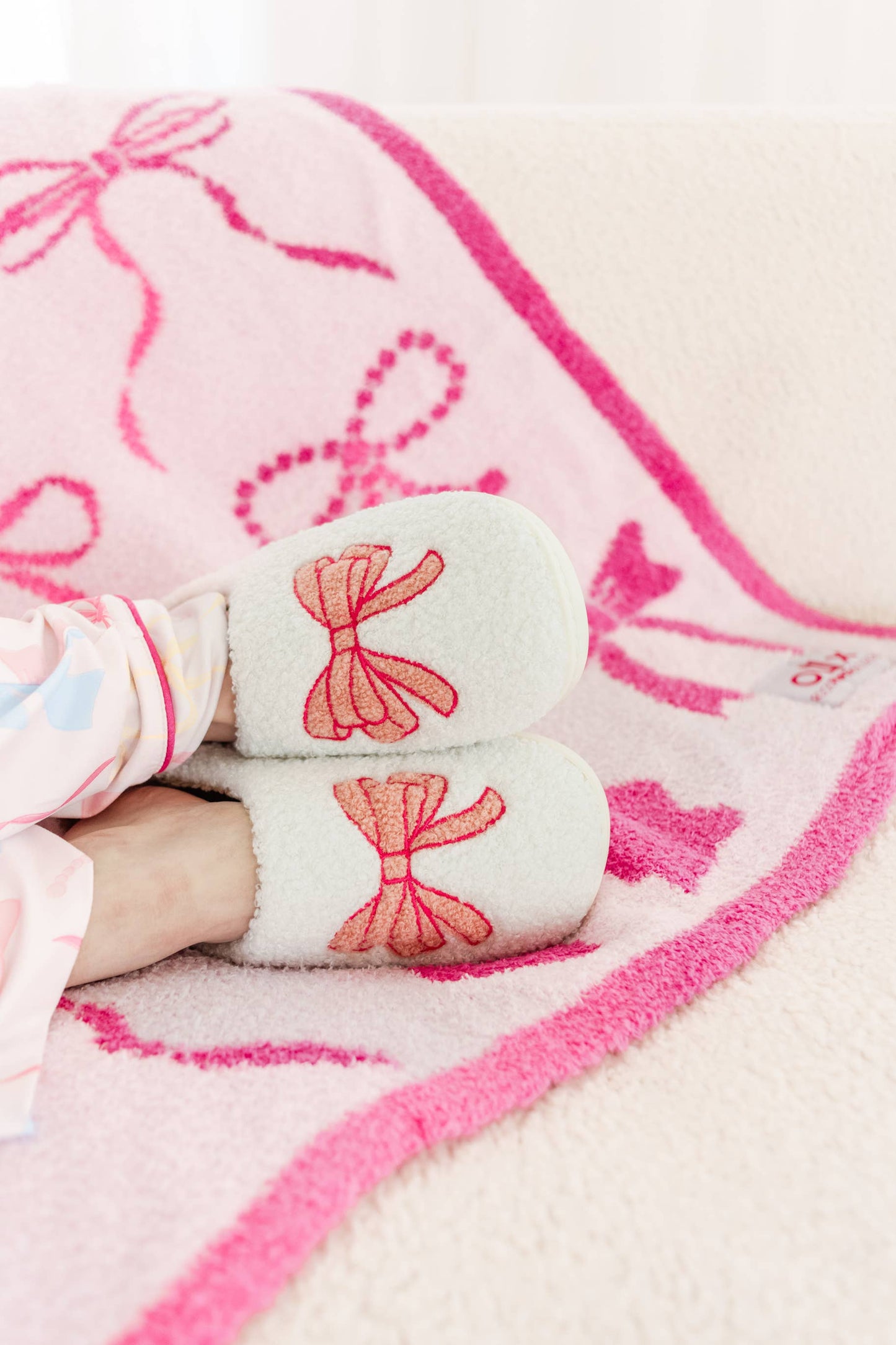 Fuzzy Plush Slippers with Pink Bow