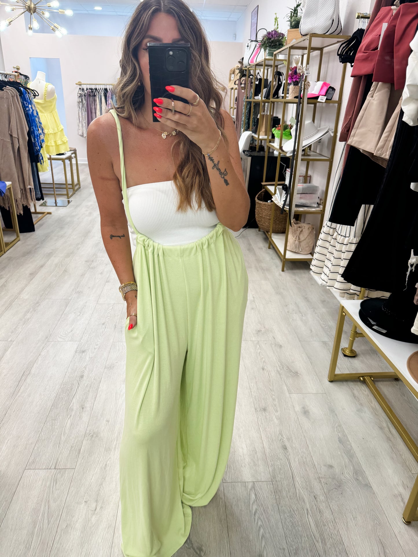 B-The Wide Leg Suspender Pants