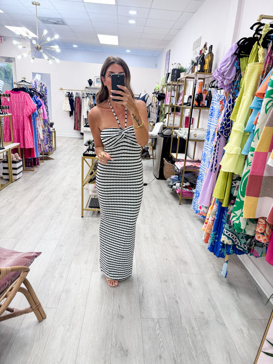 Black Halter Neck Twist Bust Midi Dress