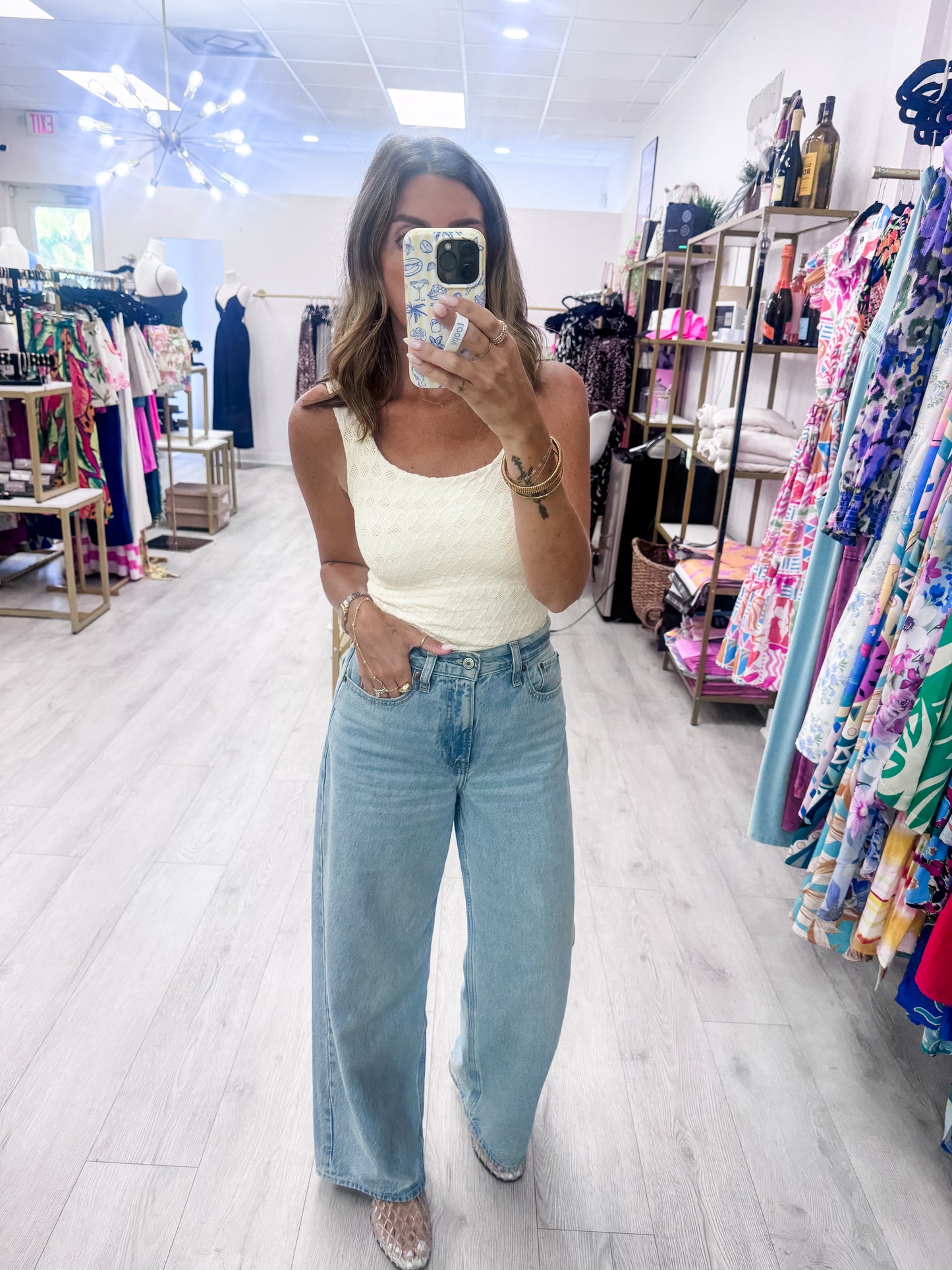 Butter Cream Lace Textured Square Top